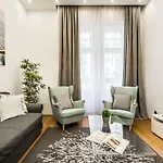 Hello Downtown Apartment - Movie