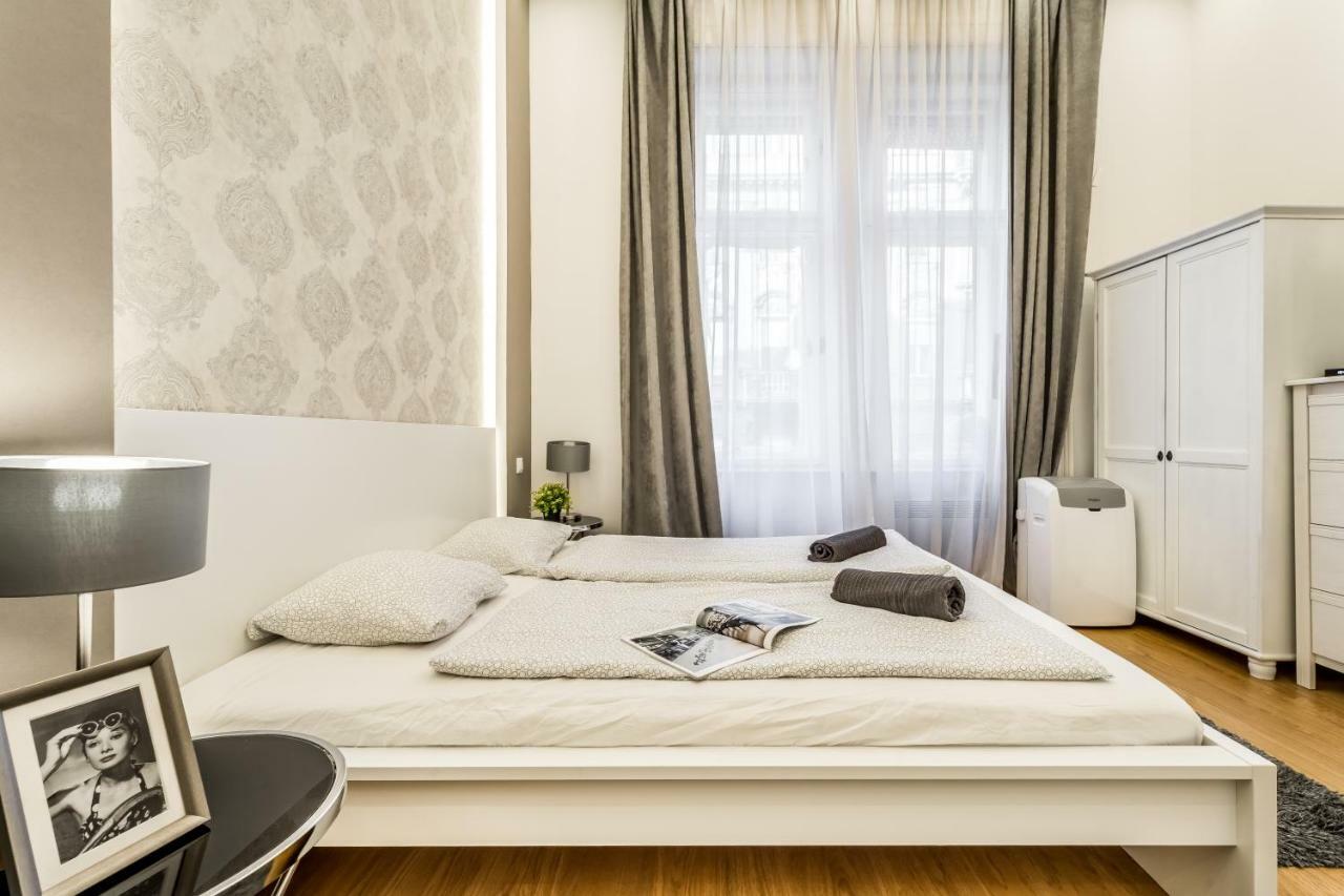 Hello Downtown - Movie Apartament *